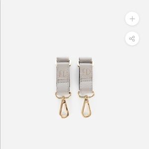 Fawn Design Gray Stroller Hooks